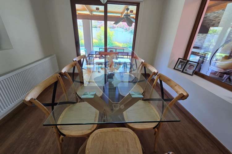 Venta en piedra roja, impecable