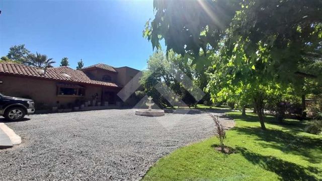 CASA Camino a Huelquén