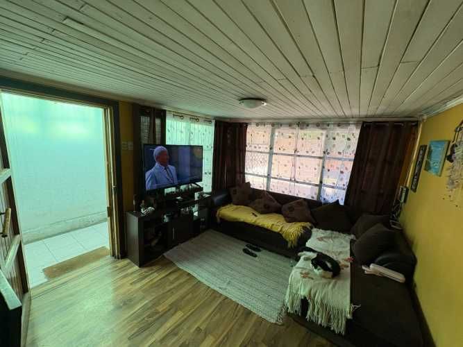 Comoda amplia Casa en Venta Conchalí, Sector Cardenal Caro