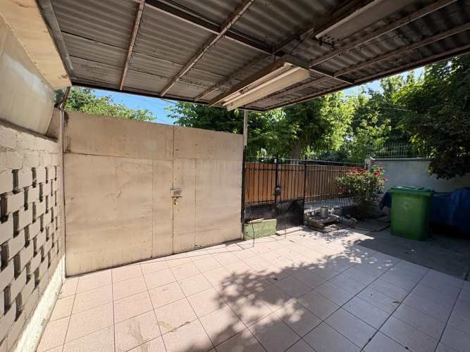 Comoda amplia Casa en Venta Conchalí, Sector Cardenal Caro