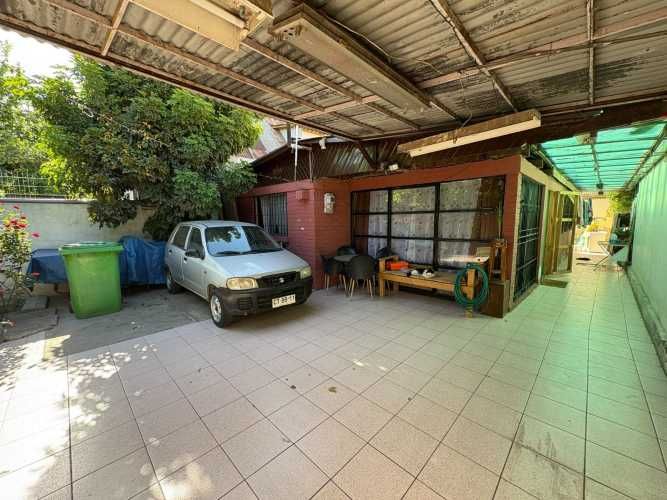 Comoda amplia Casa en Venta Conchalí, Sector Cardenal Caro