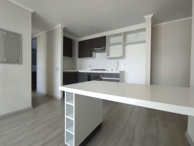 OFERTA EN ARRIENDO 2D/2B/ESTC/BODEGA EN LA CISTERNA