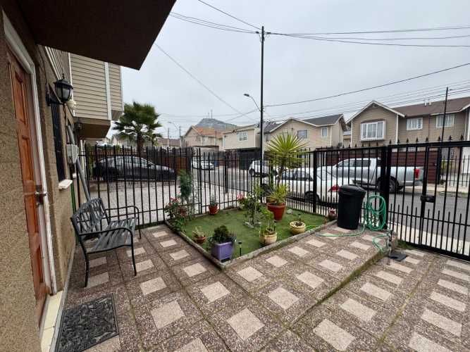 SE VENDE HERMOSA CASA 3 DORMITORIOS, PUENTE ALTO