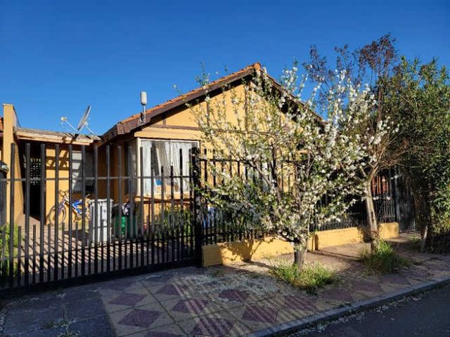 SE VENDE CASA, PARQUE MIRAFLORES, PEÑAFLOR
