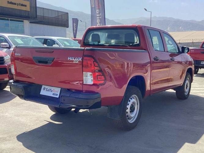 TOYOTA HILUX 2023