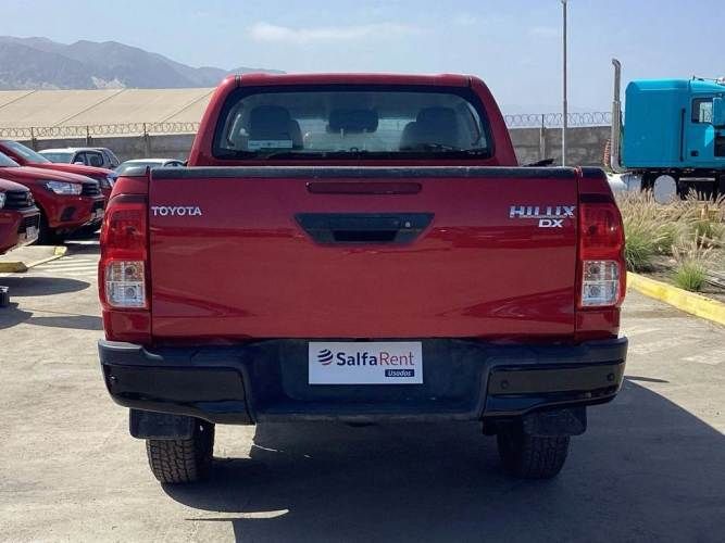 TOYOTA HILUX 2023