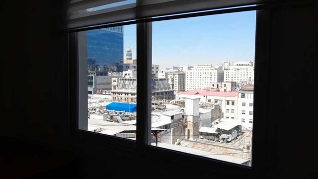 ¡IMPERDIBLE! Oficina Central 24m² | PASEO AHUMADA | Último Piso | SIN COMISIÓN