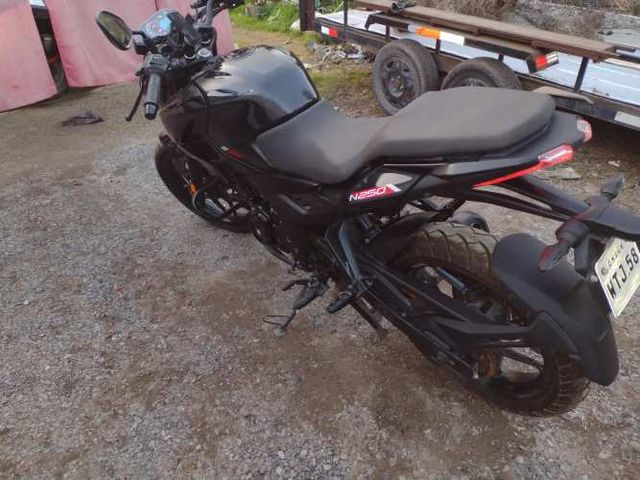 MOTO BAJAJ PULSAR N250