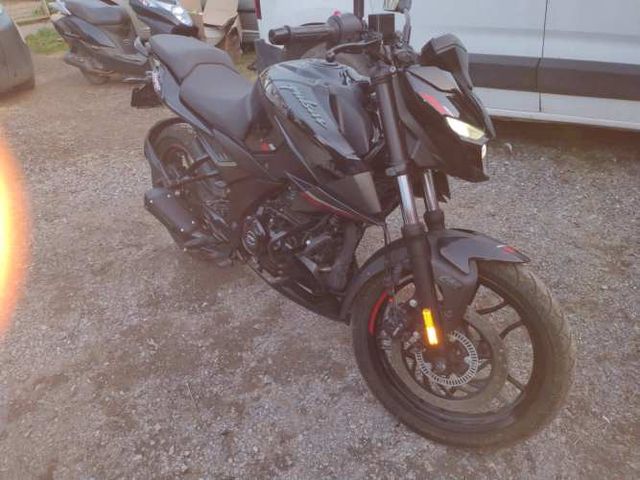 MOTO BAJAJ PULSAR N250