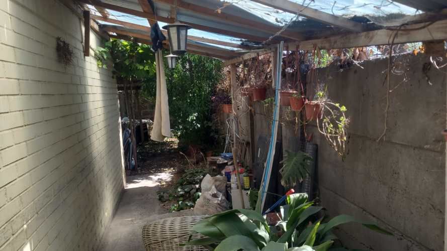 HERMOSA CASA  DE DOS PISOS