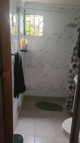 HERMOSA CASA  DE DOS PISOS