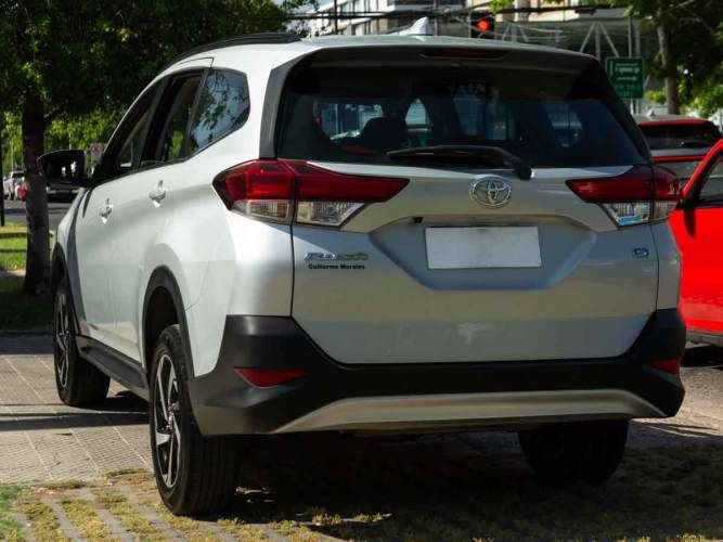 Toyota Rush 2022 Rush 1.5 Mt