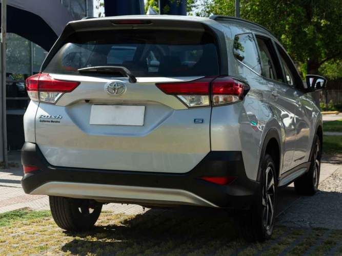 Toyota Rush 2022 Rush 1.5 Mt