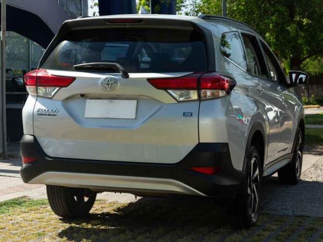 Toyota Rush 2022 Rush 1.5 Mt