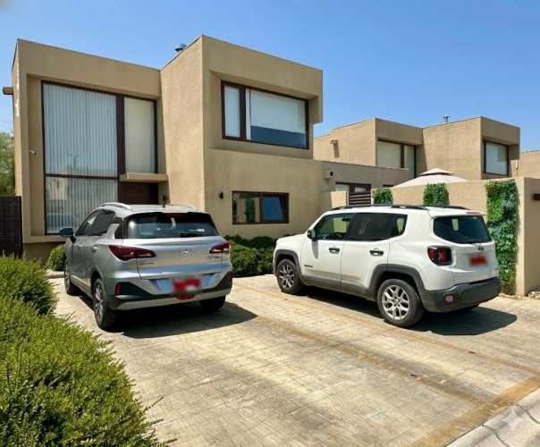 Casa Familiar Condominio Peumayen Chicureo (131567)