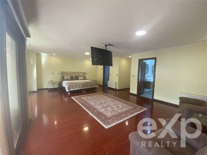 CASA pasaje antumalal 01040