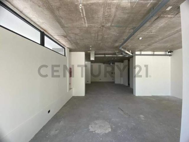 Arriendo Exclusivo Local Comercial Av Las Condes