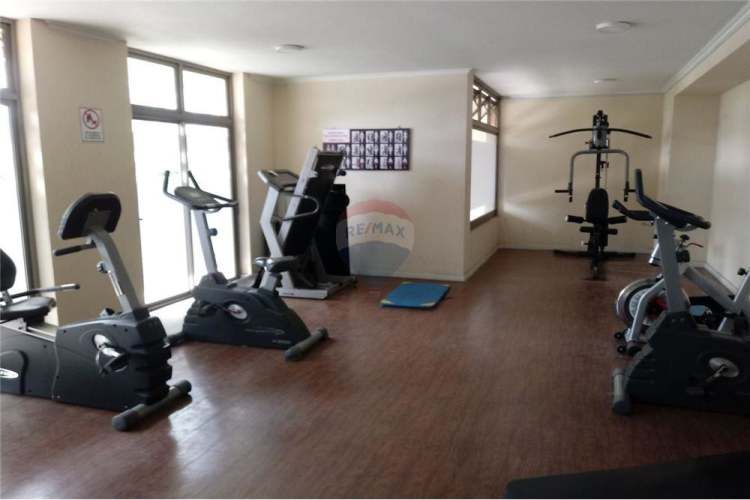 Vendo bello depto 3dorm 1 b en metro hospitales