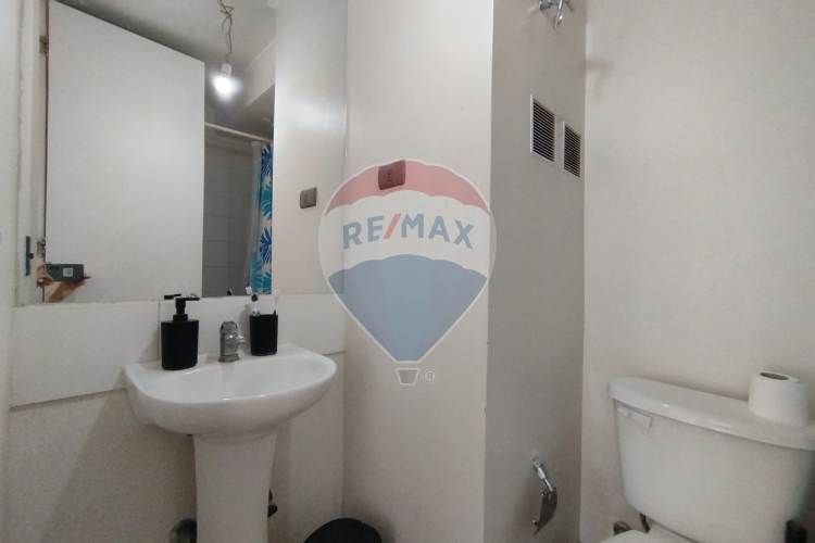 Vendo bello depto 3dorm 1 b en metro hospitales