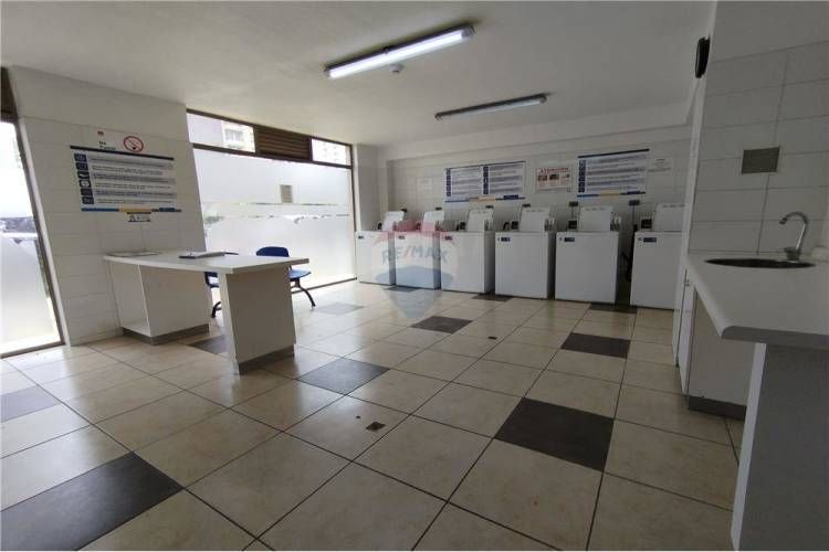 Vendo bello depto 3dorm 1 b en metro hospitales