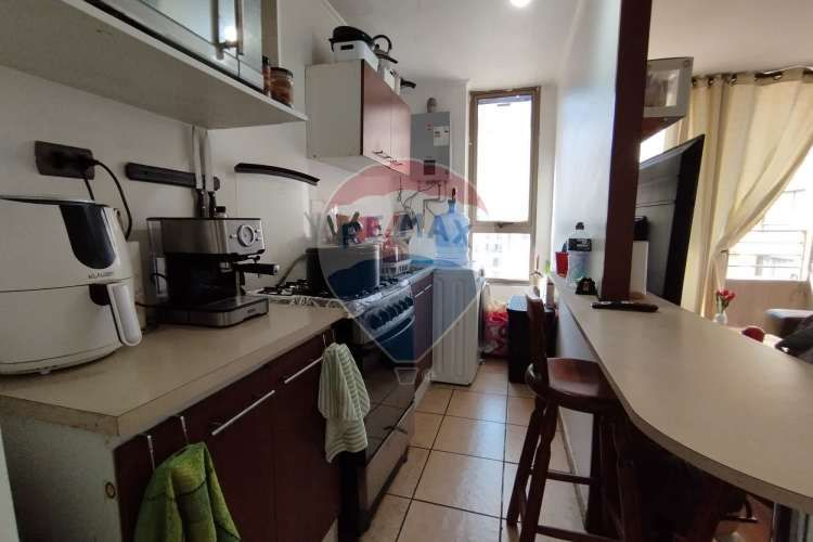 Vendo bello depto 3dorm 1 b en metro hospitales