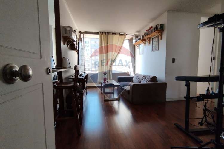 Vendo bello depto 3dorm 1 b en metro hospitales