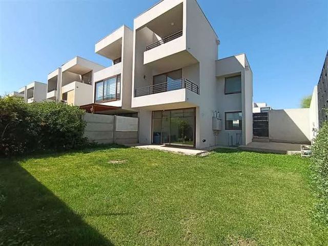 CASA Condominio Alihuen