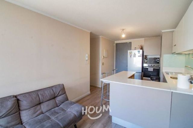 Departamento en Avenida María Rozas Velásquez