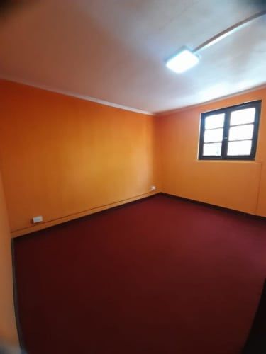 Habitaciones Grandes en Casa Recién Remodelada – A minutos de Metro Lo Ovalle