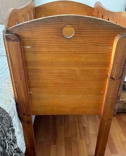 Cuna de madera, desmontable para colecho