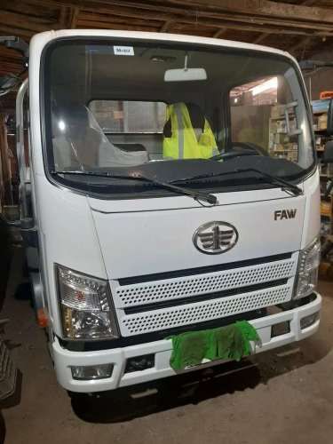 ¡Imperdible! Camión FAW F511 2024 – Solo 1.421 km , 3 toneladas, impecable,  aire acondicionado. $14.00.000 conversable.
