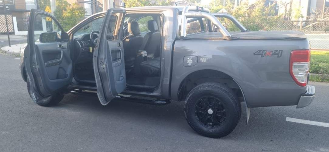 FORD RANGER XLT 4x4 MT 2018