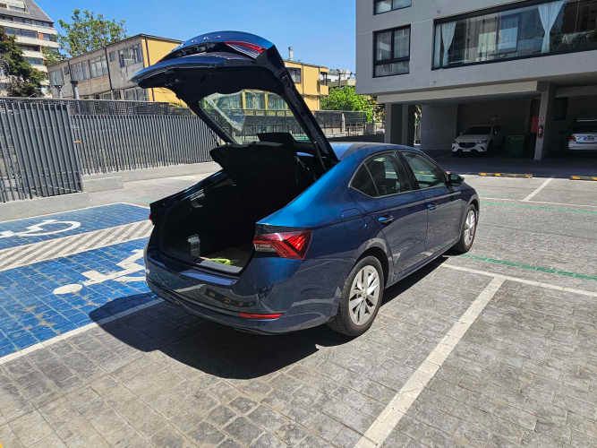 VENDO SKODA OCTAVIA AMBITION 2022 AUT TSI 45000 KM UNI DUEÑO