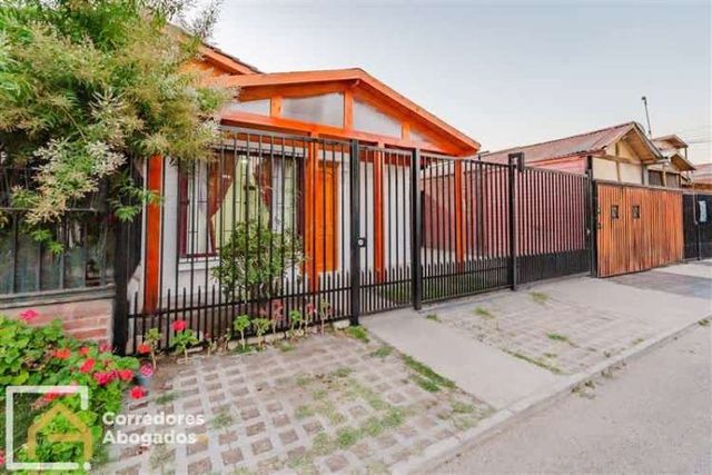 CASA Pasaje Hielos del Sur, Maipú