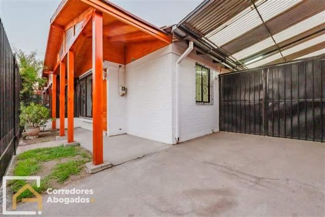 CASA Pasaje Hielos del Sur, Maipú