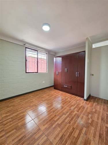 CASA Pasaje Hielos del Sur, Maipú