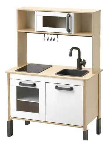 Cocina de niños de madera marca IKEA