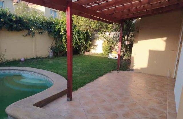 AMPLIA Y COMODA CASA EN LAS VENDIMIA SUR, PEÑALOLEN