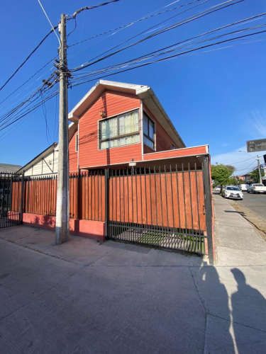VENTA CASA 5  DORMITORIO 2 BAÑOS MAIPÚ