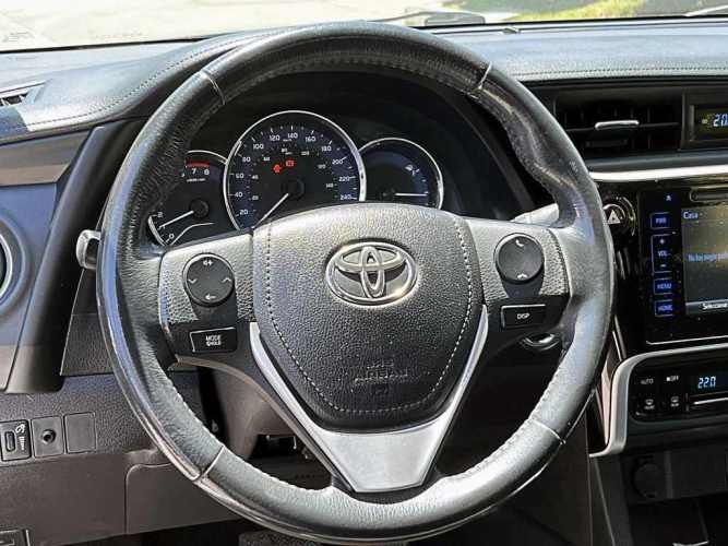 TOYOTA COROLLA 2018