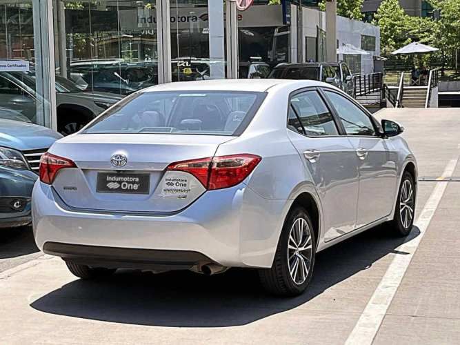 TOYOTA COROLLA 2018