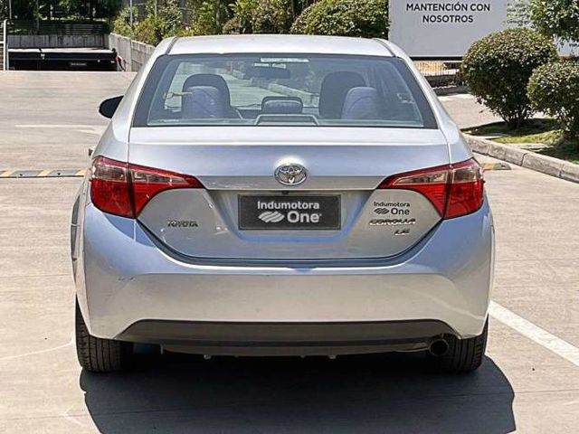 TOYOTA COROLLA 2018
