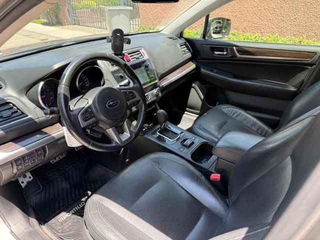Subaru Outback Limited 2.5I (2016)