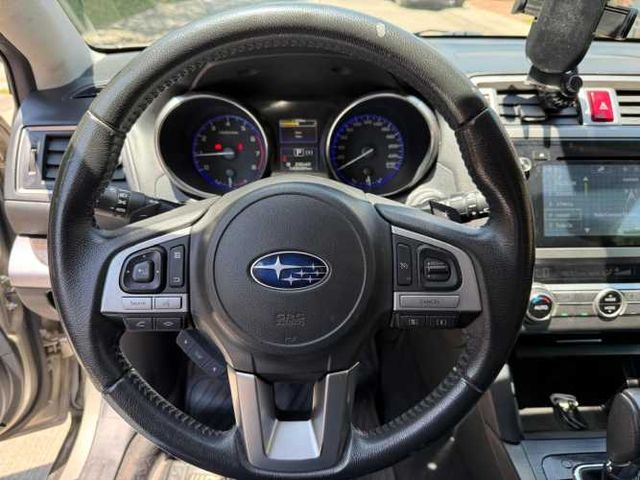 Subaru Outback Limited 2.5I (2016)