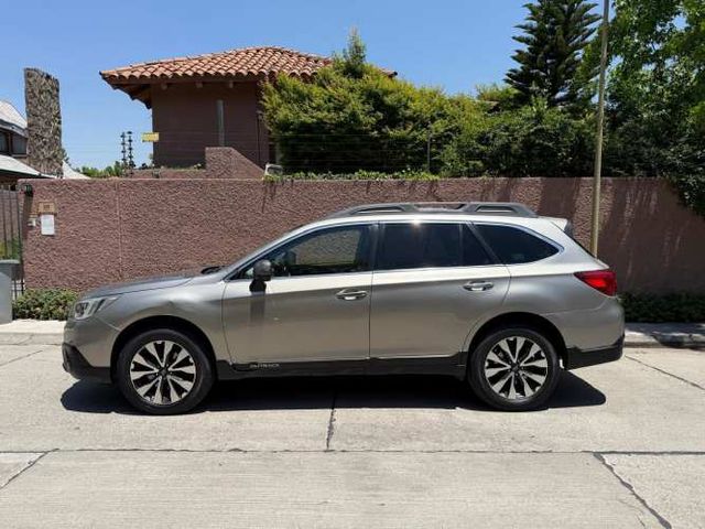 Subaru Outback Limited 2.5I (2016)