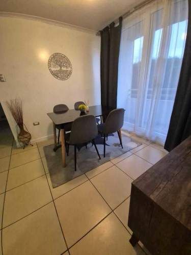 Excelente Departamento Amoblado en las Cias (131727)