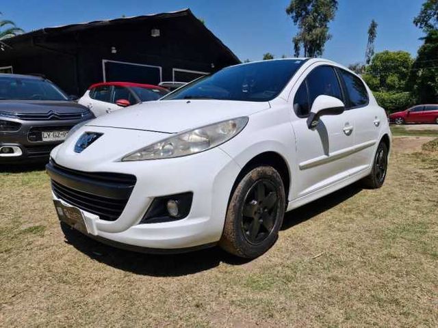 Peugeot 207 2011
