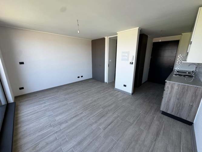 Departamento en arriendo c/ estacionamiento en Centro de Concepción