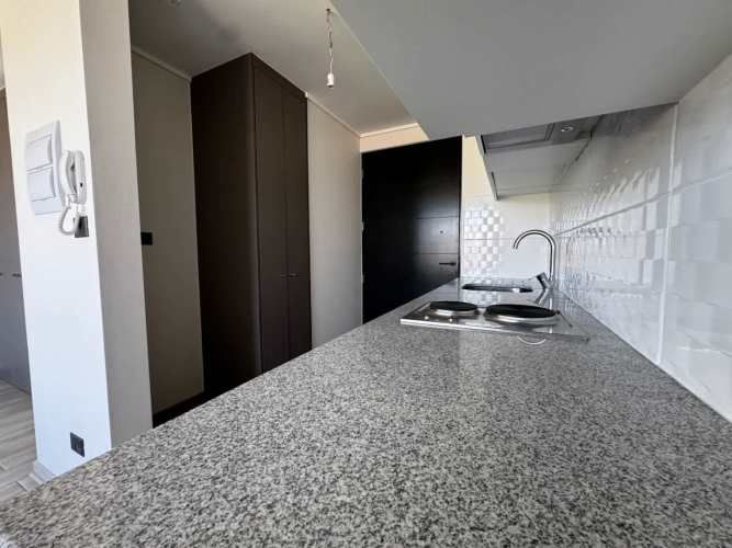 Departamento en arriendo c/ estacionamiento en Centro de Concepción