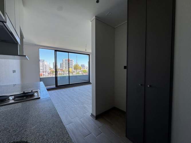 Departamento en arriendo c/ estacionamiento en Centro de Concepción